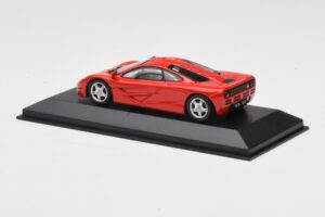 McLaren F1 Rot Minichamps 1:43 433133438 Metall – Bild 3 von 4