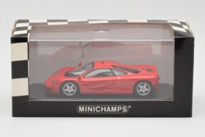 McLaren F1 Rot Minichamps 1:43 433133438 Metall – Bild 4 von 4