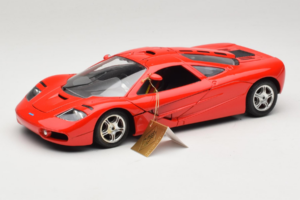 McLaren F1 High Mirror Light Red Guiloy 1:18 67505 Metall