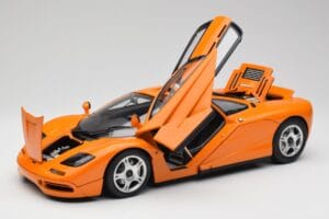 McLaren F1 Orange Minichamps 1:12 530133131 Metall – Bild 2 von 9