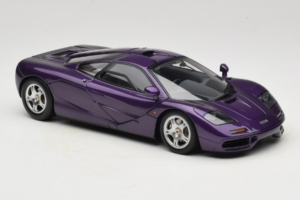 McLaren F1 Lila LCD 1:18 LCD18014-PU Metall – Bild 6 von 8