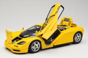 McLaren F1 Gelb Minichamps 1:12 530133121 Metall – Bild 2 von 9