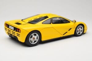 McLaren F1 Gelb Minichamps 1:12 530133121 Metall – Bild 3 von 9