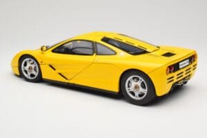 McLaren F1 Gelb Minichamps 1:12 530133121 Metall – Bild 8 von 9