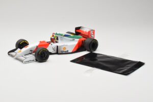 McLaren MP4/8 Ford #8 A. Senna Winner Australian GP 1993 Minichamps 1:18 540933838 Metall – Bild 3 von 7