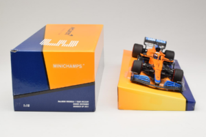McLaren MCL35M Mercedes #3 D. Ricciardo McLaren F1 Team Bahrain Grand Prix 2021 Minichamps 1:18 533211803 Resin – Bild 6 von 7