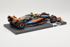 McLaren MCL60 #4 L. Norris F1 2023 Minichamps 1:18 537231804 Metall – Bild 3 von 6