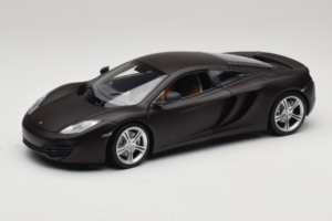 McLaren MP4-12C Matt Black Minichamps 1:18 110133021 Metall