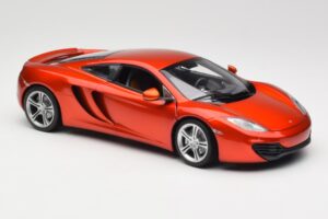 McLaren MP4-12C Orange Metallic Minichamps 1:18 110133020 Metall – Bild 6 von 8