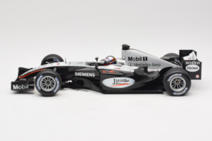 McLaren MP4-19 Mercedes J.P. Montoya Test Car 2005 Minichamps 1:18 533051880 Metall – Bild 3 von 7