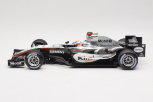 McLaren MP4-20 Mercedes #9 K. Raikkonen F1 2005 Minichamps 1:18 B66962337 Metall – Bild 3 von 6