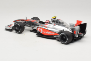 McLaren MP4-24 Mercedes #2 H. Kovalainen F1 2009 Dealer Edition Minichamps 1:18 B66960041 Metall – Bild 5 von 7
