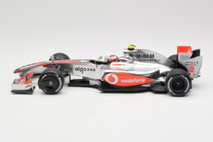 McLaren MP4-24 Mercedes #2 H. Kovalainen F1 2009 Minichamps 1:18 503091802 Metall – Bild 3 von 7