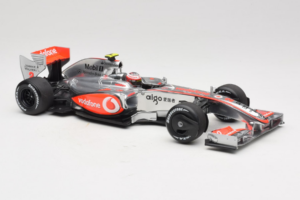 McLaren MP4-24 Mercedes #2 H. Kovalainen F1 2009 Minichamps 1:18 503091802 Metall – Bild 4 von 7