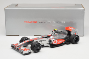 McLaren MP4-24 Mercedes #2 H. Kovalainen F1 2009 Minichamps 1:18 503091802 Metall – Bild 7 von 7