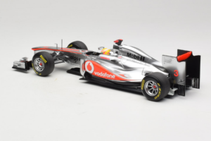 McLaren MP4-26 Mercedes #3 L. Hamilton Vodafone McLaren F1 2011 Minichamps 1:18 530111803 Metall – Bild 5 von 7
