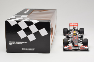 McLaren MP4-26 Mercedes #3 L. Hamilton Vodafone McLaren F1 2011 Minichamps 1:18 530111803 Metall – Bild 7 von 7