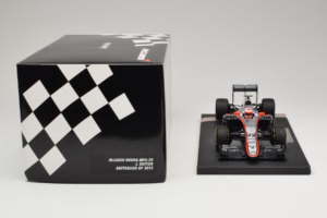 McLaren MP4-30 Honda #22 J. Button McLaren Honda F1 Team Australian Grand Prix 2015 Minichamps 1:18 537151822 Metall – Bild 6 von 7