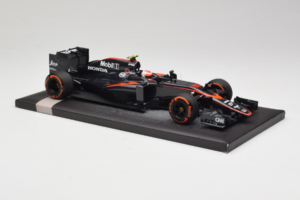 McLaren MP4-30 Honda #22 J. Button McLaren Honda F1 Team Spanish Grand Prix 2015 Minichamps 1:18 537151122 Metall – Bild 4 von 7