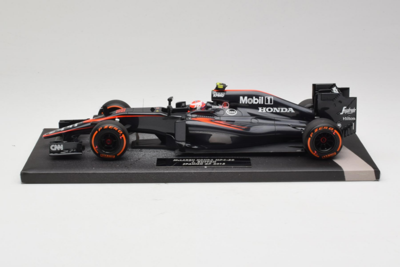 McLaren MP4-30 Honda #22 J. Button McLaren Honda F1 Team Spanish Grand Prix 2015 Minichamps 1:18 537151122 Metall