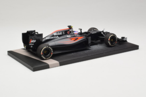 McLaren MP4-31 Honda #22 J. Button McLaren Honda F1 Team Chinese Grand Prix 2016 Minichamps 1:18 537161822 Metall – Bild 3 von 7