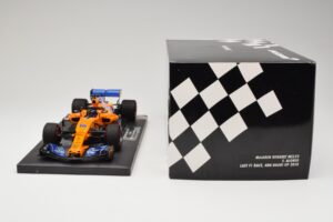 McLaren MCL33 Renault #14 F. Alonso Last F1 Race Abu Dhabi GP 2018 Minichamps 1:18 537183914 Metall – Bild 6 von 6