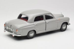 Mercedes 180 W120 Ponton Graphite Grey Revell 1:18 08974 Metall – Bild 3 von 8