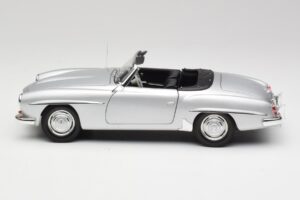 Mercedes 190 SL W121 Silber Grau Minichamps 1:18 100037031 Metall – Bild 4 von 8