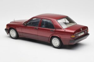 Mercedes 190E W201 2.0 Rot Dealer Edition AUTOart 1:18 B66040383 Metall – Bild 7 von 8
