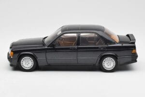 Mercedes 190E 2.3-16 W201 Blauschwarz Metallic AUTOart 1:18 76122 Metall – Bild 4 von 8