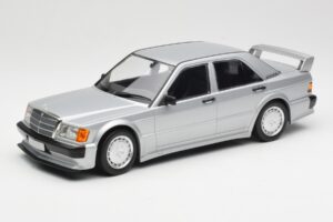 Mercedes 190E 2.5-16 EVO 1 W201 Silber Minichamps 1:18 155036001 Metall