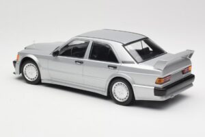 Mercedes 190E 2.5-16 EVO 1 W201 Silber Minichamps 1:18 155036001 Metall – Bild 5 von 6