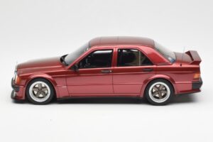 Mercedes 190E 2.5-16 W201 RAUH-Welt Republik Rot Otto 1:18 OT1083 Resin – Bild 3 von 6