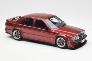 Mercedes 190E 2.5-16 W201 RAUH-Welt Republik Rot Otto 1:18 OT1083 Resin – Bild 4 von 6