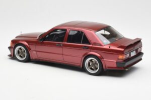 Mercedes 190E 2.5-16 W201 RAUH-Welt Republik Rot Otto 1:18 OT1083 Resin – Bild 5 von 6