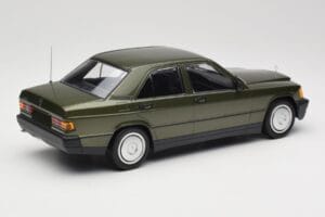Mercedes 190E W201 Grün Metallic Minichamps 1:18 155037001 Metall – Bild 2 von 6