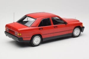 Mercedes 190E W201 Rot Minichamps 1:18 155037000 Metall – Bild 2 von 6
