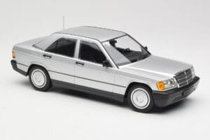 Mercedes 190E W201 Silber Minichamps 1:18 155037004 Metall – Bild 4 von 6