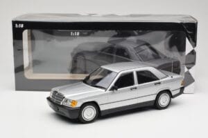 Mercedes 190E W201 Silber Minichamps 1:18 155037004 Metall – Bild 6 von 6