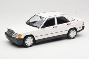 Mercedes 190E W201 Weiss Minichamps 1:18 155037002 Metall