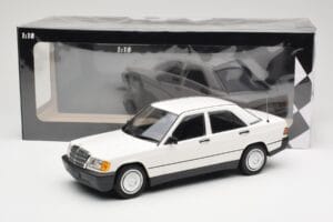 Mercedes 190E W201 Weiss Minichamps 1:18 155037002 Metall – Bild 6 von 6