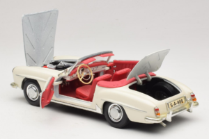Mercedes 190SL Weiss Maisto 1:18 50274 Metall – Bild 5 von 8