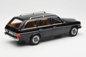 Mercedes 200 T S123 Schwarz Norev 1:18 183735 Metall – Bild 3 von 8