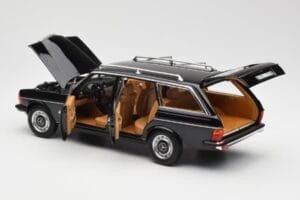 Mercedes 200 T S123 Schwarz Norev 1:18 183735 Metall – Bild 5 von 8