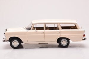 Mercedes 200 Universal W110 Creme Norev 1:18 183709 Metall – Bild 4 von 8