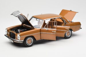 Mercedes 200 W115 Bycane Gold Händler Edition Norev 1:18 B66040665 Metall – Bild 2 von 8