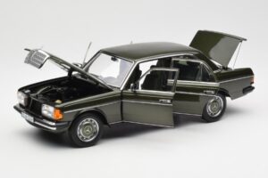 Mercedes 200 W123 Cypress Grün Metallic Händler Edition Norev 1:18 B66040654 Metall – Bild 2 von 8