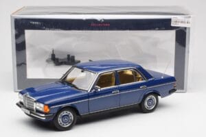 Mercedes 200 W123 Surf Blau Norev 1:18 183710 Metall – Bild 8 von 8