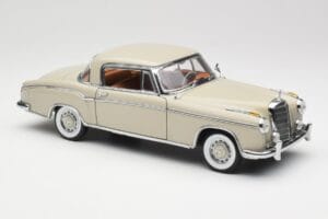 Mercedes 220 SE W128 Coupe Hellgrau Sun Star 1:18 3568 Metall – Bild 6 von 8