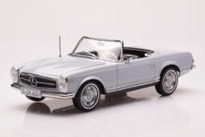 Mercedes 230 SL W113 Pagoda Grau Norev 1:18 183990 Metall